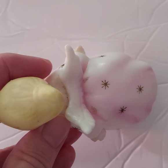 Porcelain Kissing Angels by SB made in Japan,over 3 inches H x 2 1/2 inches W - Picture 3 of 15